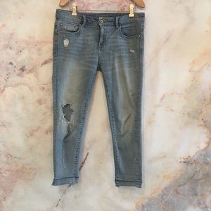 👖Zara Basic Denim Destroyed Ankle Jeans👖